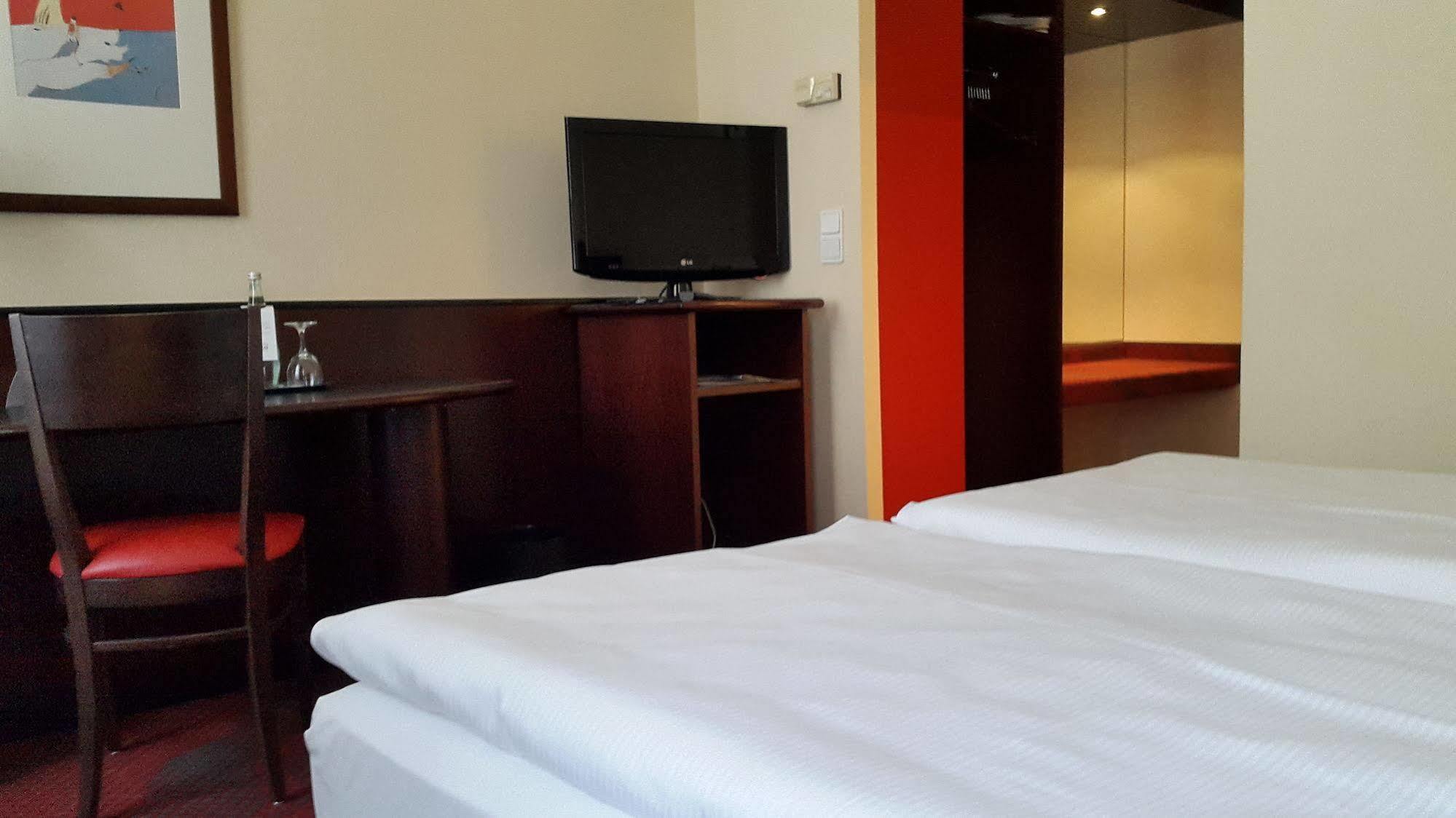Sorat Hotel Cottbus Rom bilde